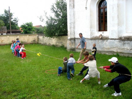 Itt csak játék a széthúzás!