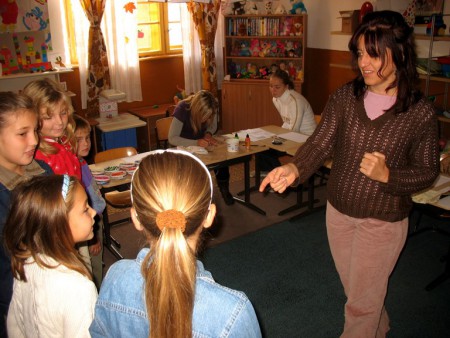 Kezdődik a foglalkozás